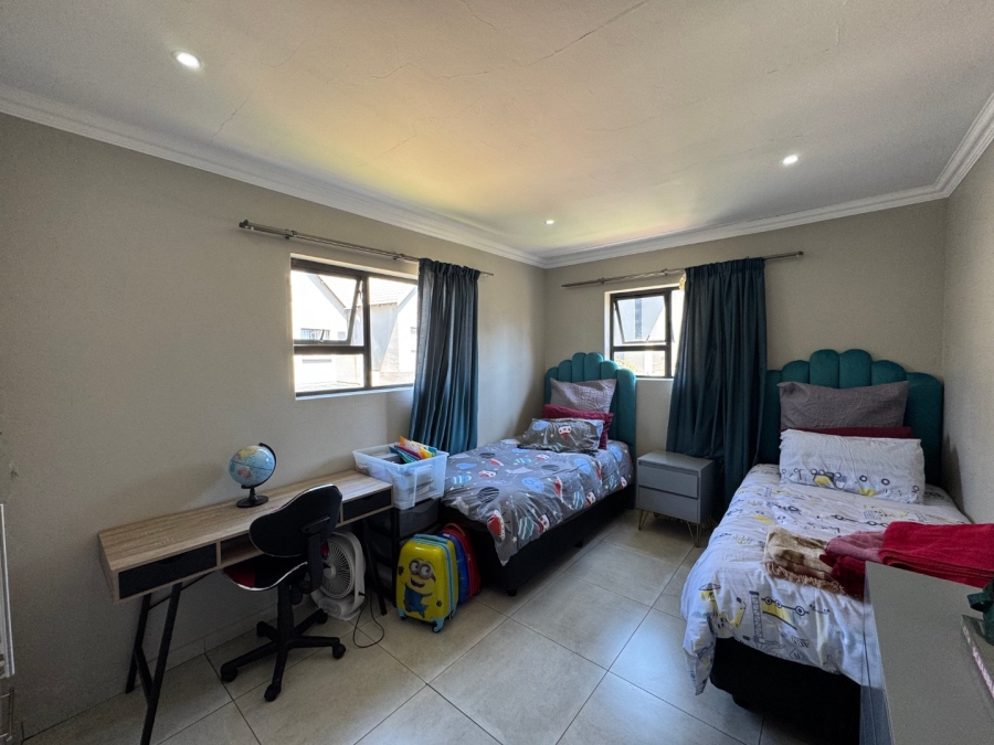 To Let 3 Bedroom Property for Rent in Leloko Lifestyle Estate North West